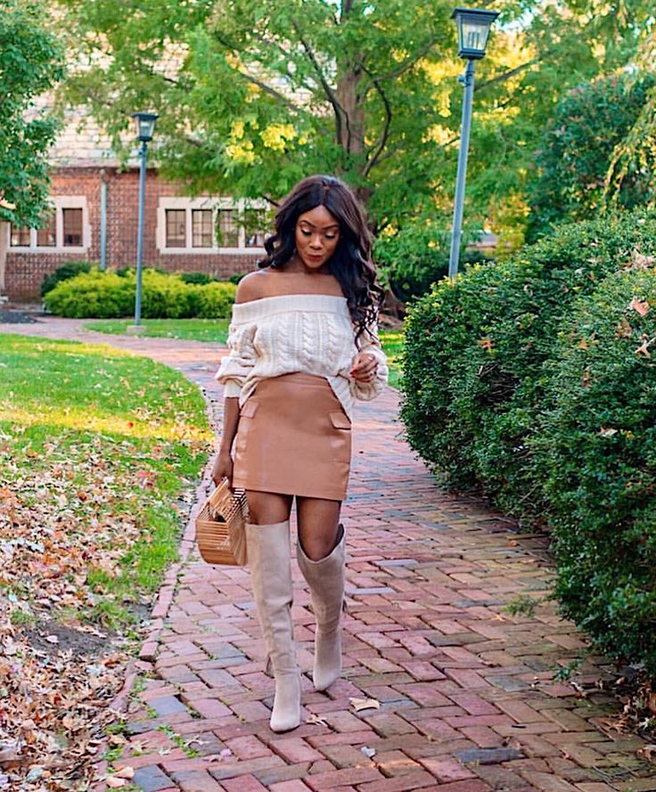 13 Stunning Features of Clasi’s Beaded Off-Shoulder Look 9 23 2
