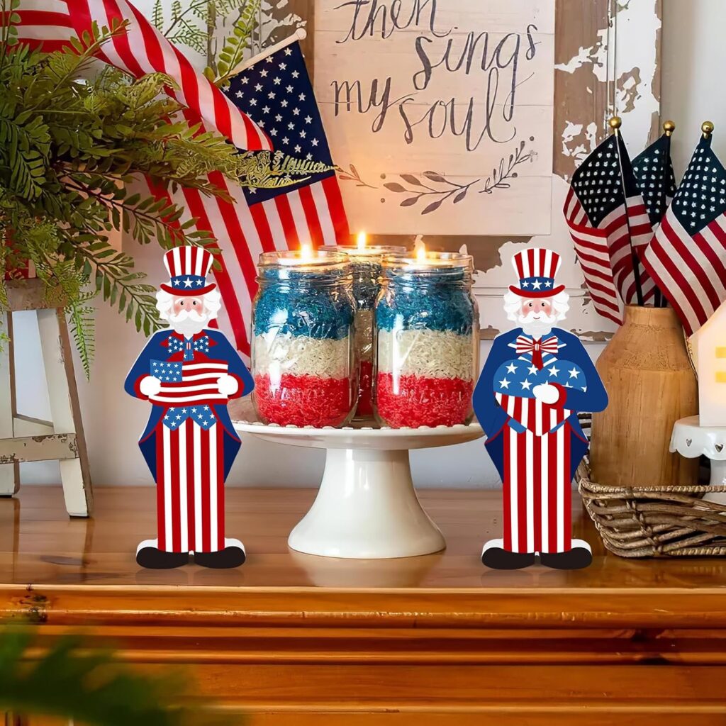 30 Tiered Tray Displays For July 4th That You'll Love 11 10