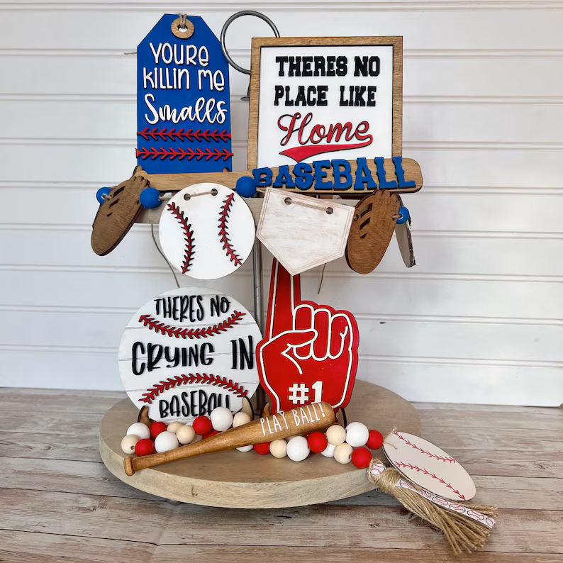 30 Tiered Tray Displays For July 4th That You'll Love 23 23