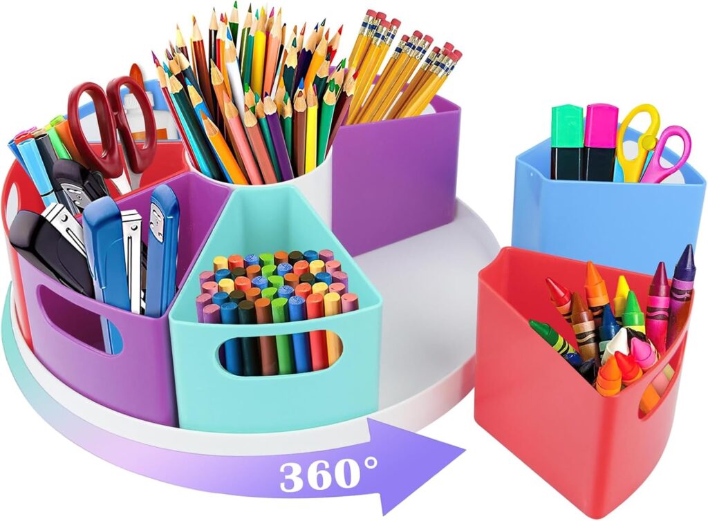30 Tiered Tray Displays For July 4th That You'll Love 28 28