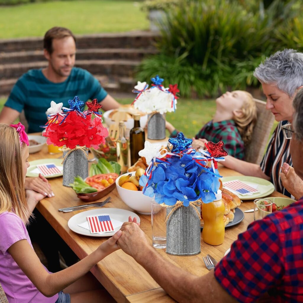 30 Tiered Tray Displays For July 4th That You'll Love 30 30