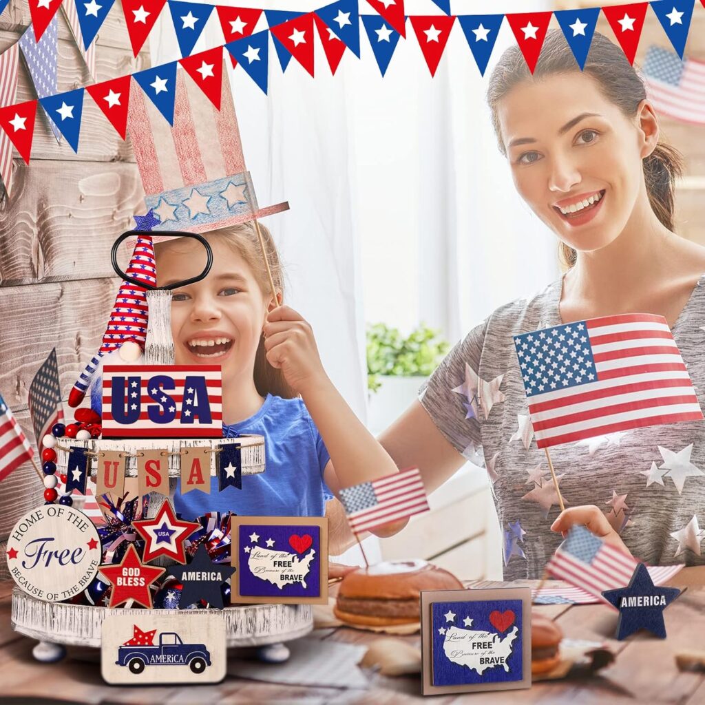 30 Tiered Tray Displays For July 4th That You'll Love 5 4