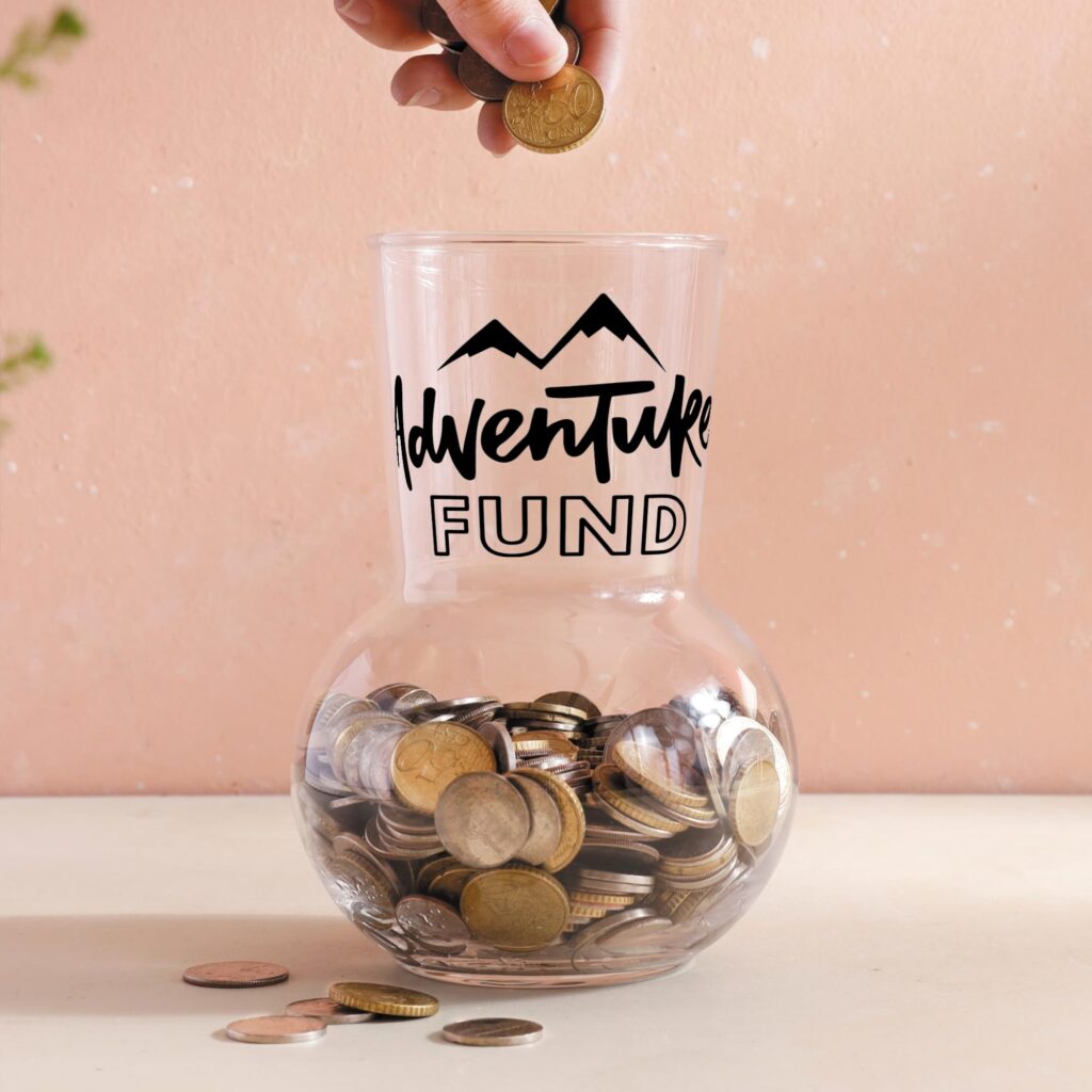 DIY money saving jars with custom labels 