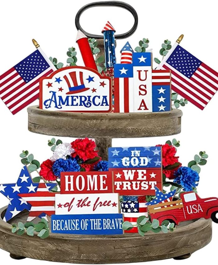 Tiered Tray Displays For July 4th 